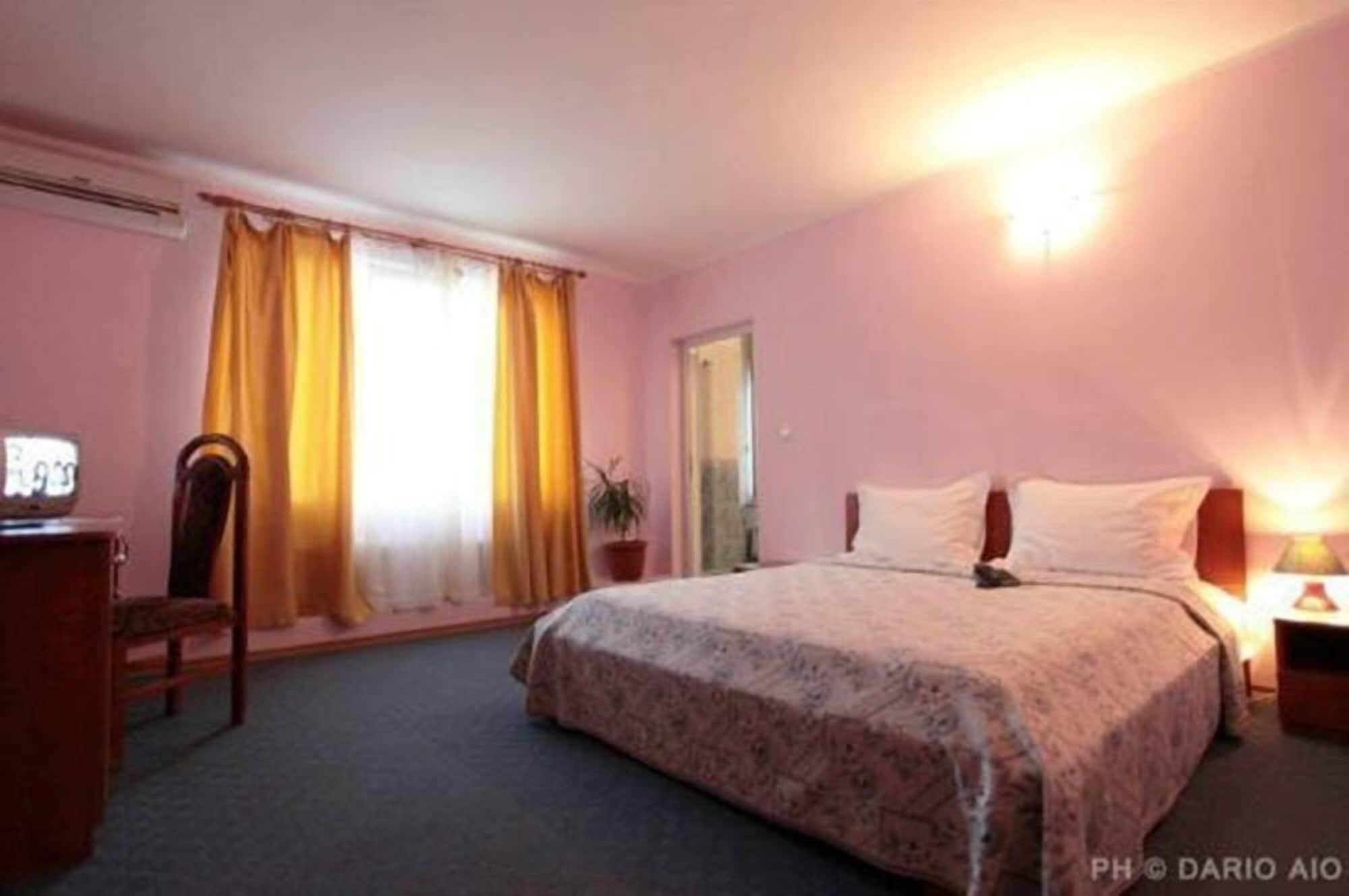 Hotel Adriatico Timișoara Zewnętrze zdjęcie