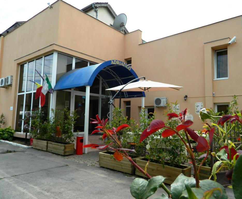 Hotel Adriatico Timișoara Zewnętrze zdjęcie